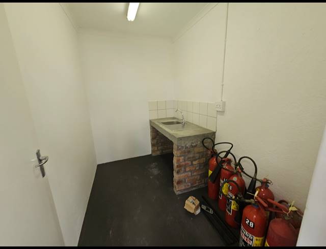 423M² WAREHOUSE TO LET IN MAITLAND